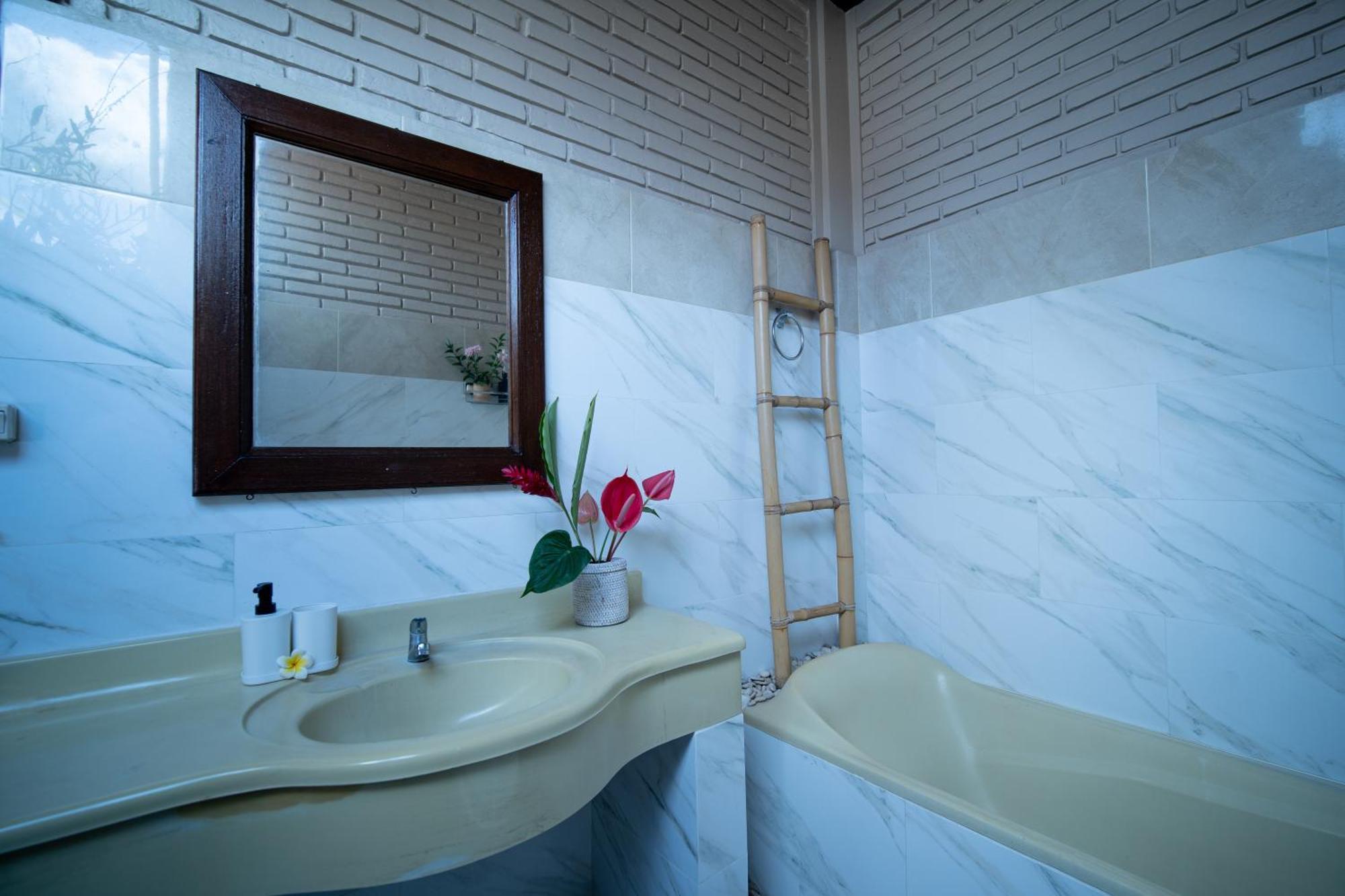 Puri Bayu Hotell Ubud Eksteriør bilde